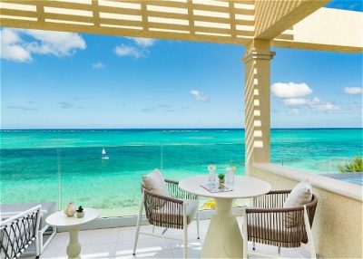 Photo of Two Bedroom Beachfront Skypool Penthouse Suite 10