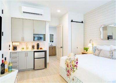 Four Bedroom Beachfront Skypool Penthouse 05