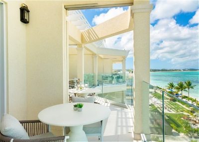 Eleven Bedroom Beachfront Skypool Penthouse Suite 18