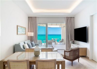 Two Bedroom Beachfront Junior Suite 02
