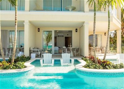 Two Bedroom Beachfront Pool Junior Suite 10