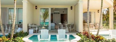 Beachfront at Windsong back patio pool